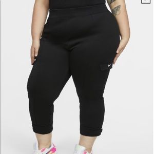 NWT Black Nike poly knit swoosh jogger with Swoosh logo on leg Size 2X